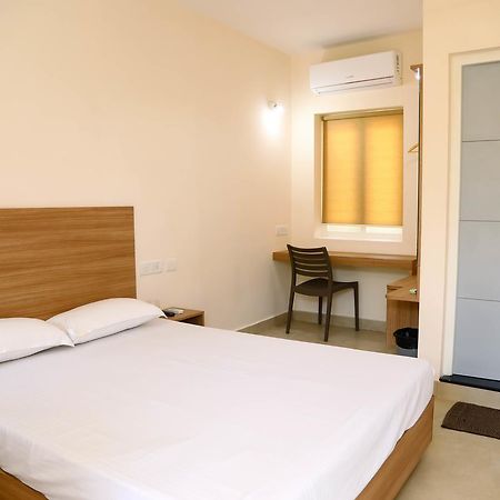 Oceanside Mahabalipuram - With Beach Access Exterior photo