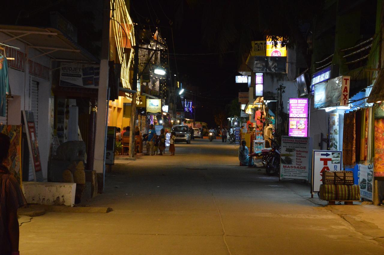 Oceanside Mahabalipuram - With Beach Access Exterior photo