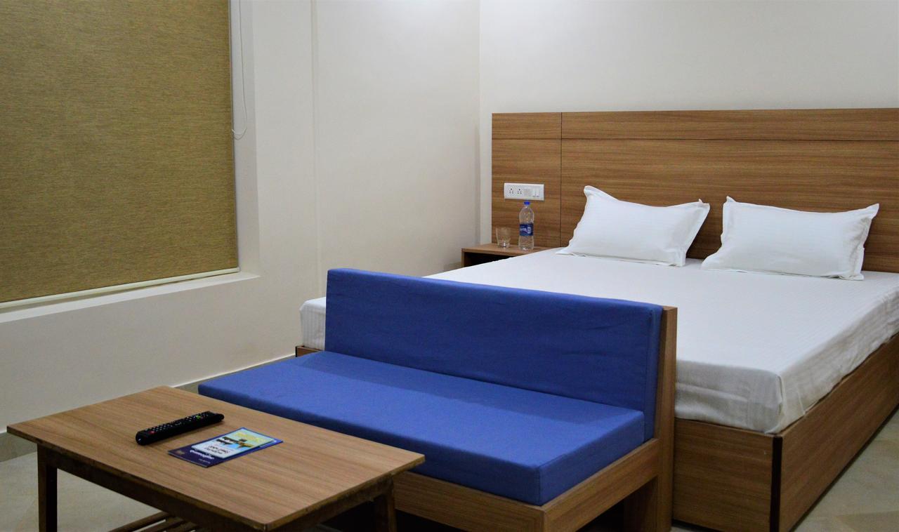 Oceanside Mahabalipuram - With Beach Access Exterior photo