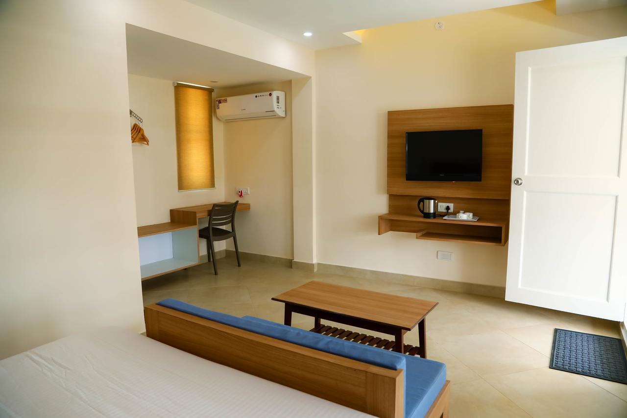Oceanside Mahabalipuram - With Beach Access Exterior photo